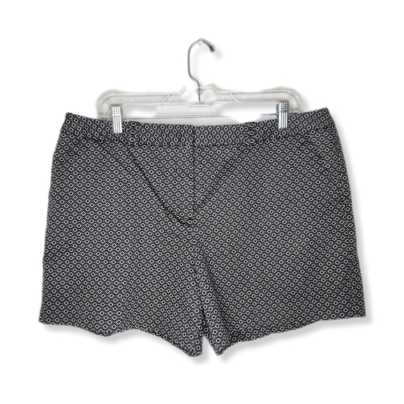 Worthington Black White Diamond Pattern Modern Fit 5" Inseam Short Plus Size 16 - Picture 1 of 6